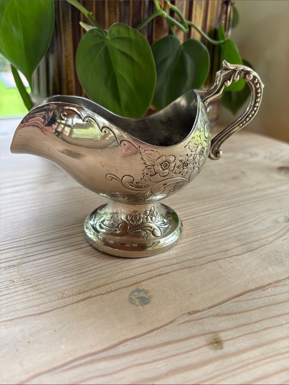 Vintage 40's Sugar Scuttle Featuring An Ornate Floral Or Rose Design